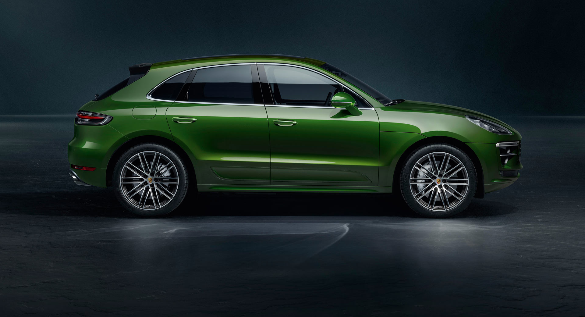 2020 Porsche Macan Turbo Debuts With 434 HP 2.9L Turbo V6