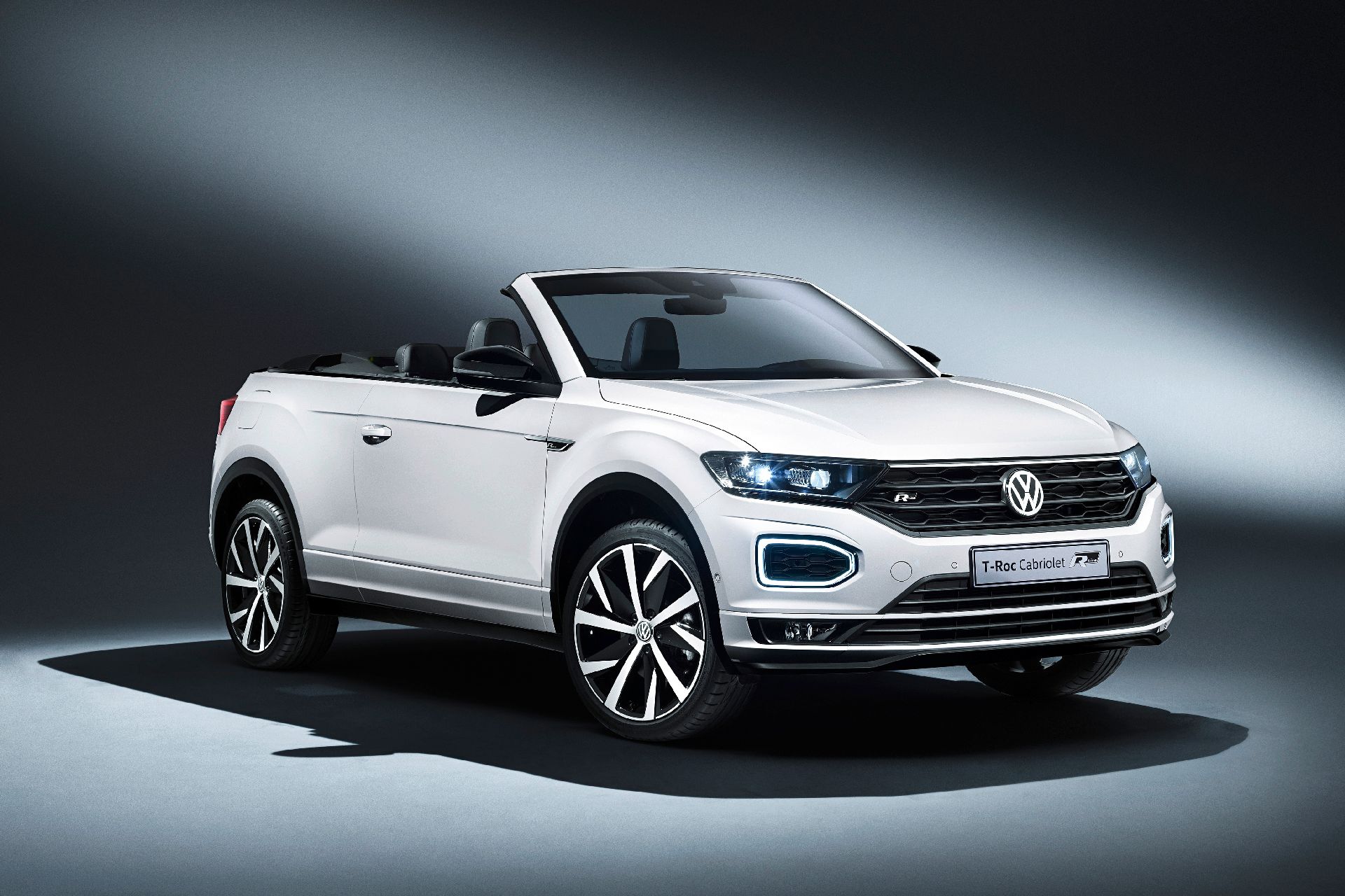 Volkswagen T-Roc Cabriolet Is A Crossover For Droptop Lovers