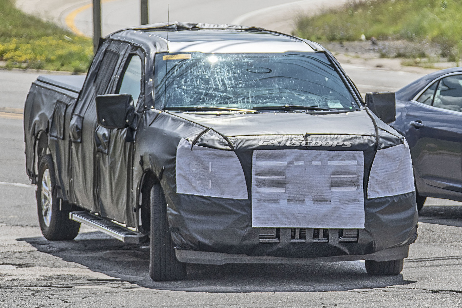 2021 Ford F-150: New Spy Shots Show Next-Gen Truck Wearing An All-Black Suit