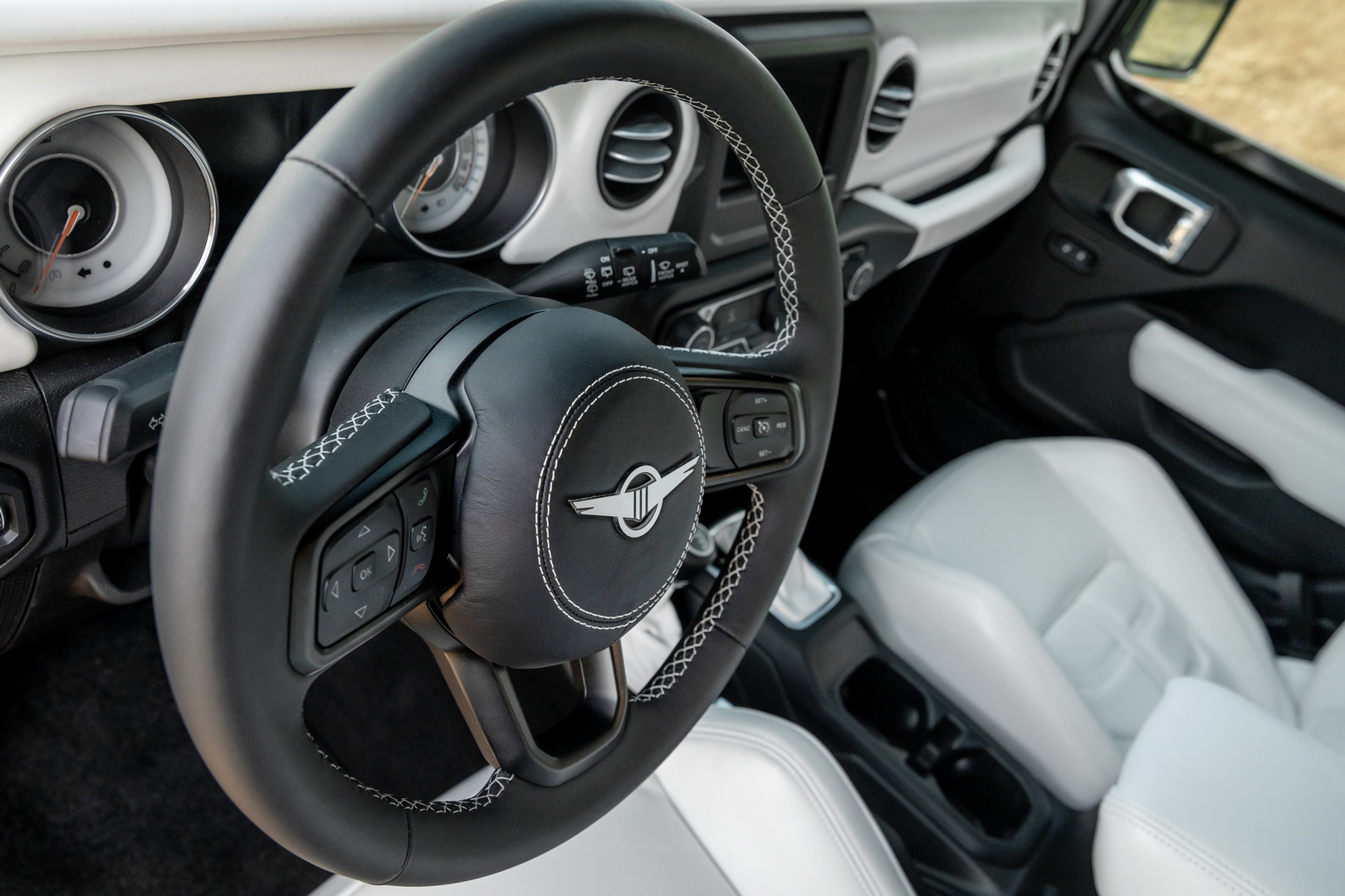 2020 Rezvani Tank Is The World’s Most Powerful SUV