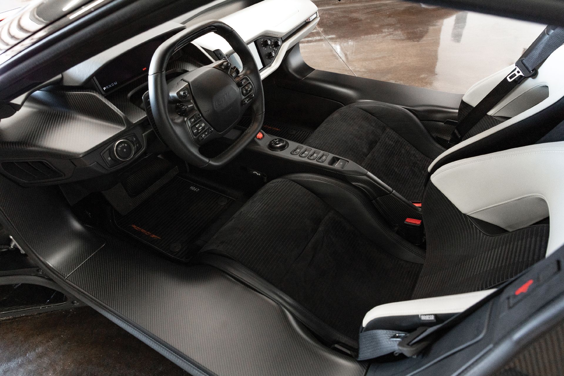 Orange 2017 Ford GT With 400 Miles May Fetch Up To $1.5 Million!