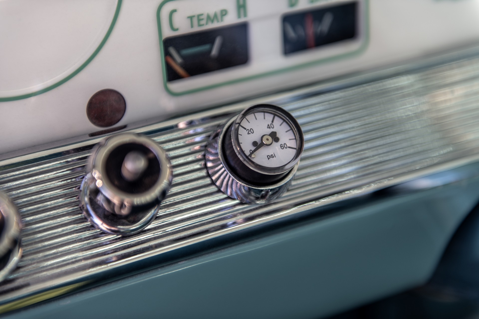 Rtech’s Chevy Ponderosa Will Make You Forget About The Silverado HD