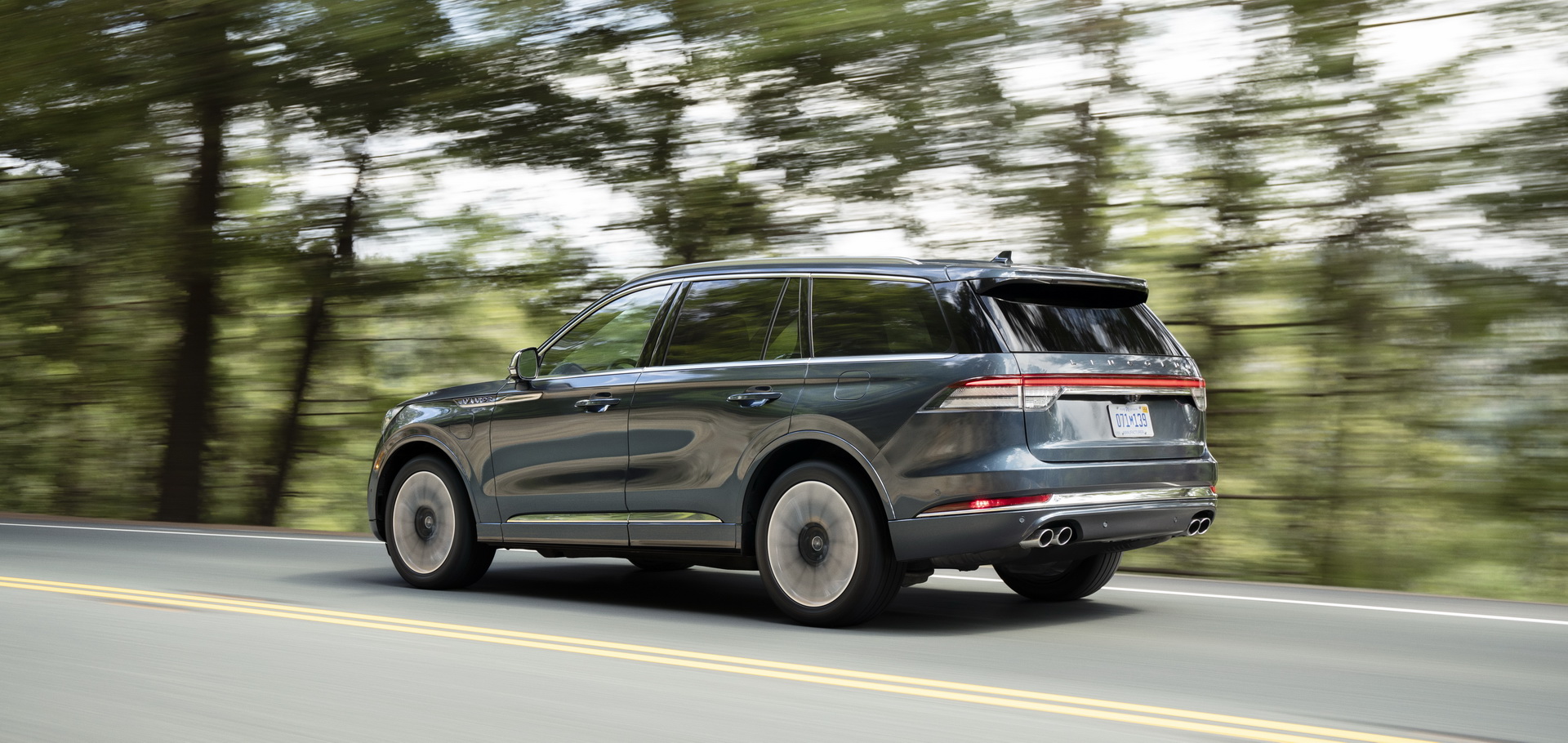 Check Out The 2020 Lincoln Aviator From Every Angle In Huge Photo Gallery