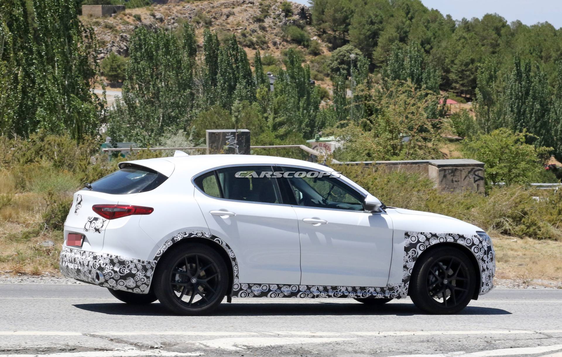 2021 Alfa Romeo Stelvio Facelift Spotted, Could Get Mild Hybrid Tech