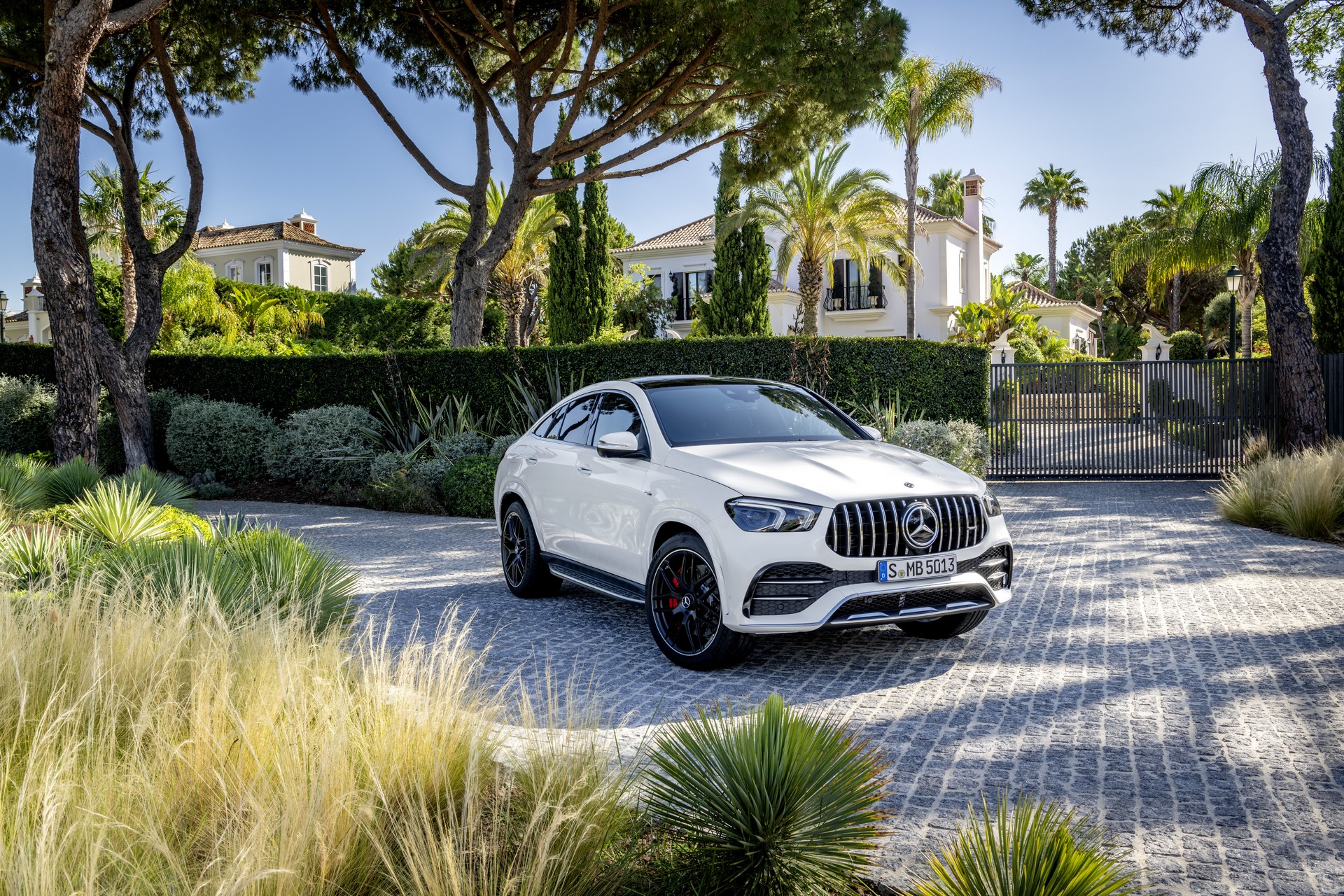 Redesigned Mercedes GLE Coupe Unveiled With Up To 429 HP