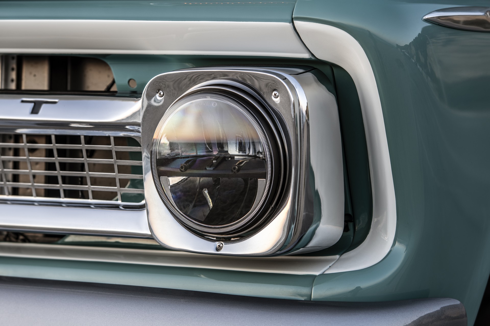 Rtech’s Chevy Ponderosa Will Make You Forget About The Silverado HD