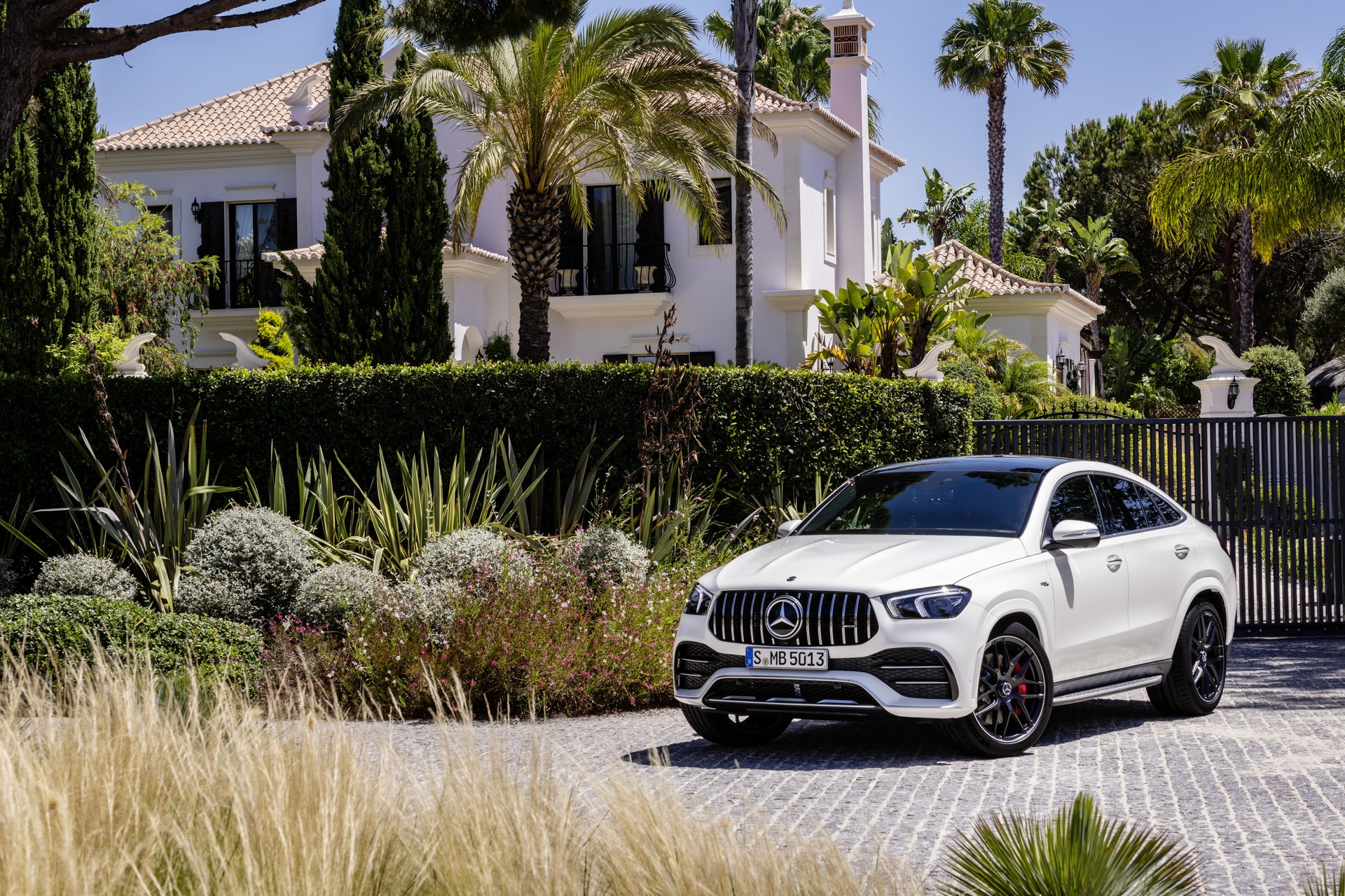 Redesigned Mercedes GLE Coupe Unveiled With Up To 429 HP