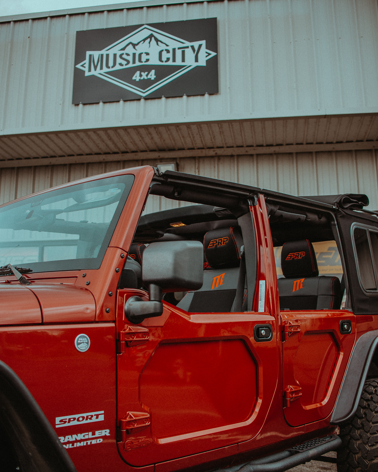 Bestop Builds Custom Jeep Wrangler For Country Music Star Michael Ray