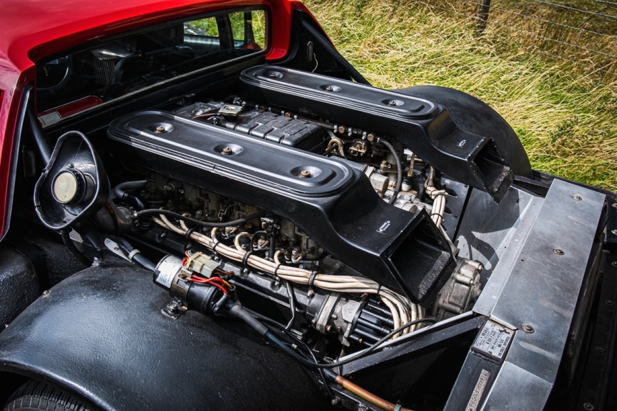 Low-Mileage Porsche Carrera GT And Rare Ferrari 512 BB Could Fetch A Combined $1 Million