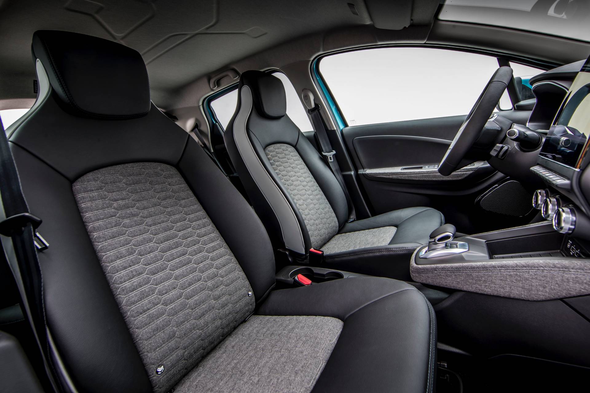 UK’s 2020 Renault Zoe Priced From £25,670, Or £18,670 With Battery Lease