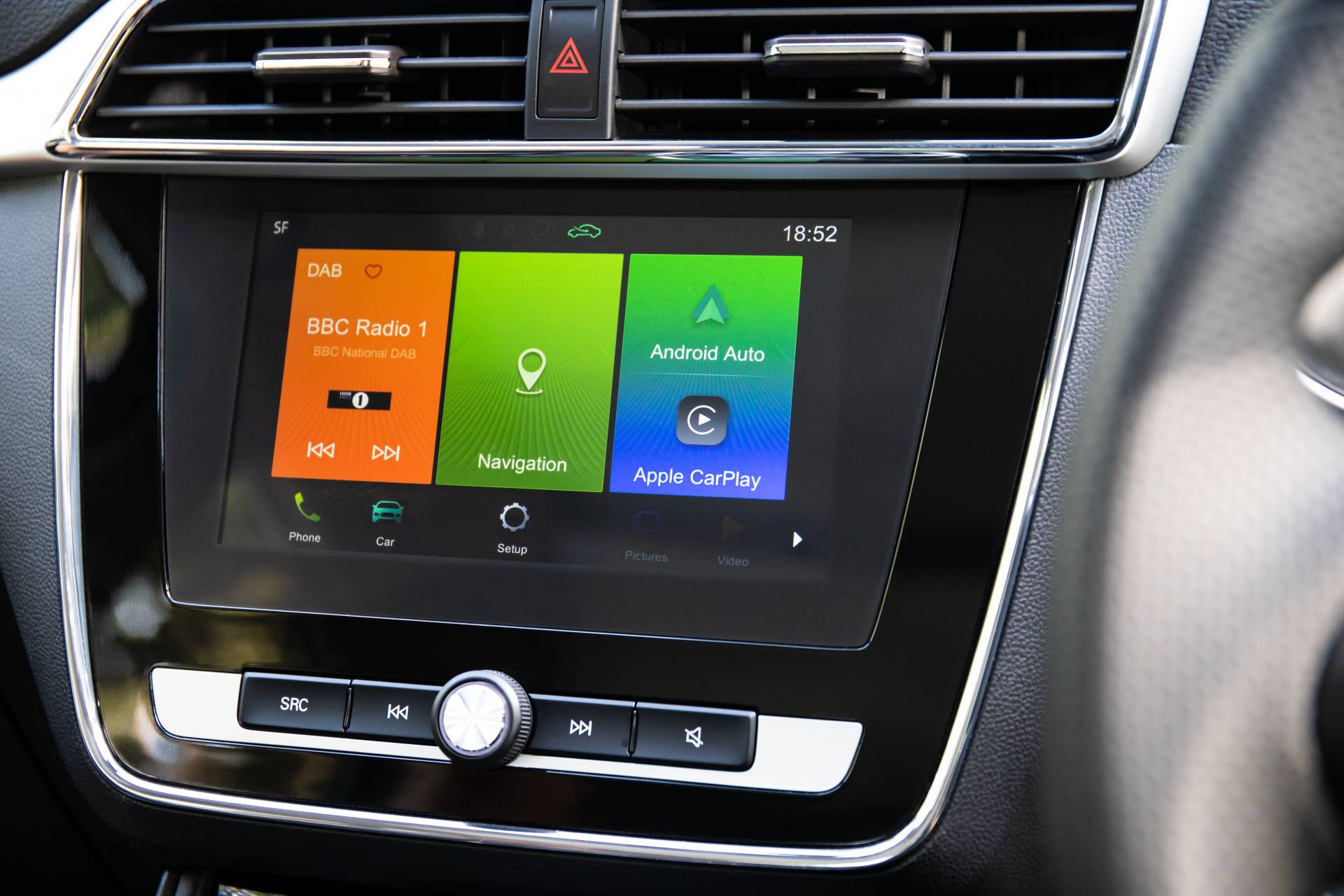 MG Racks Up 2,000 Orders For ZS EV, Extends Discounts To Next 1,000 Buyers