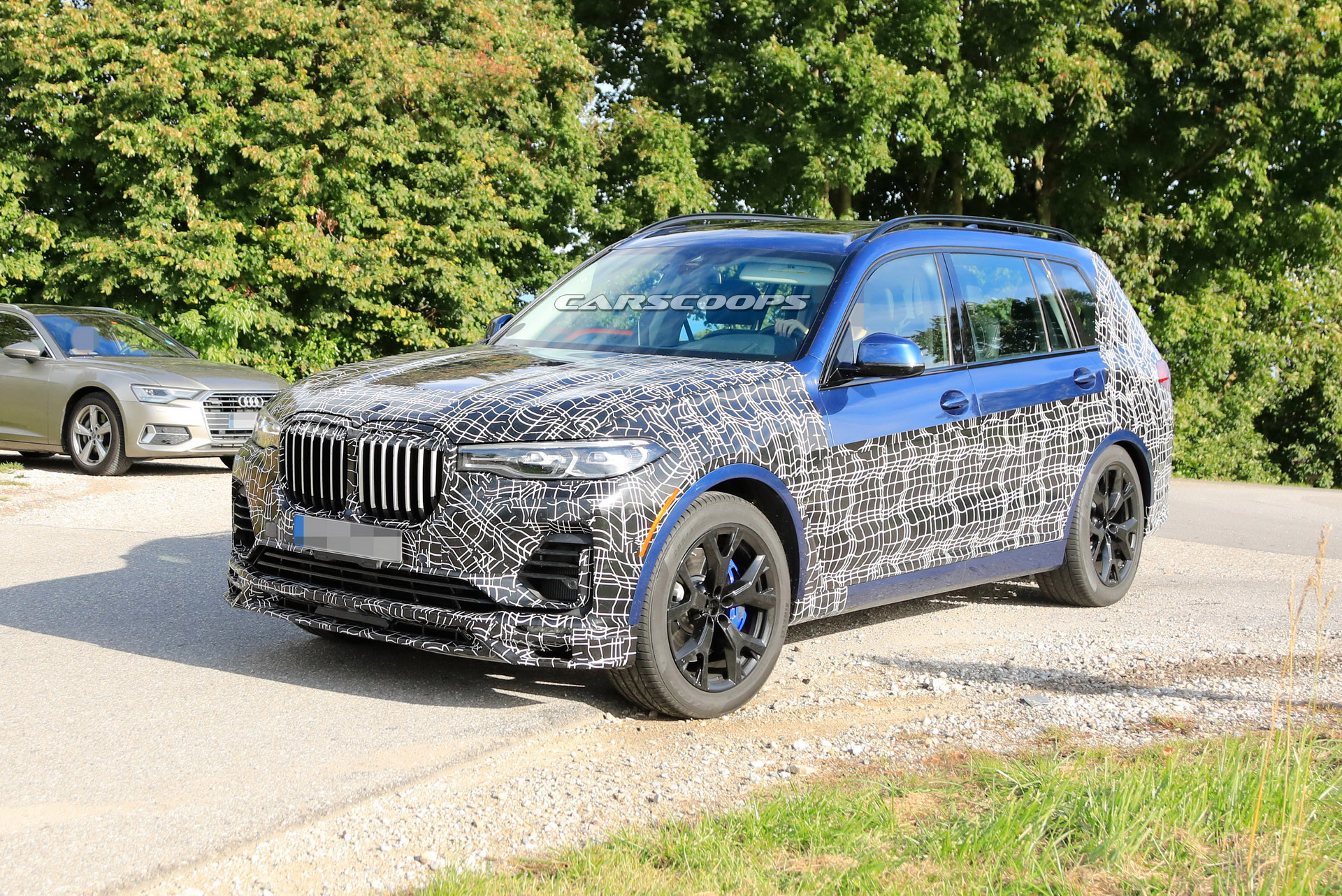 2020 Alpina XB7 Spotted Wearing Full Production Body