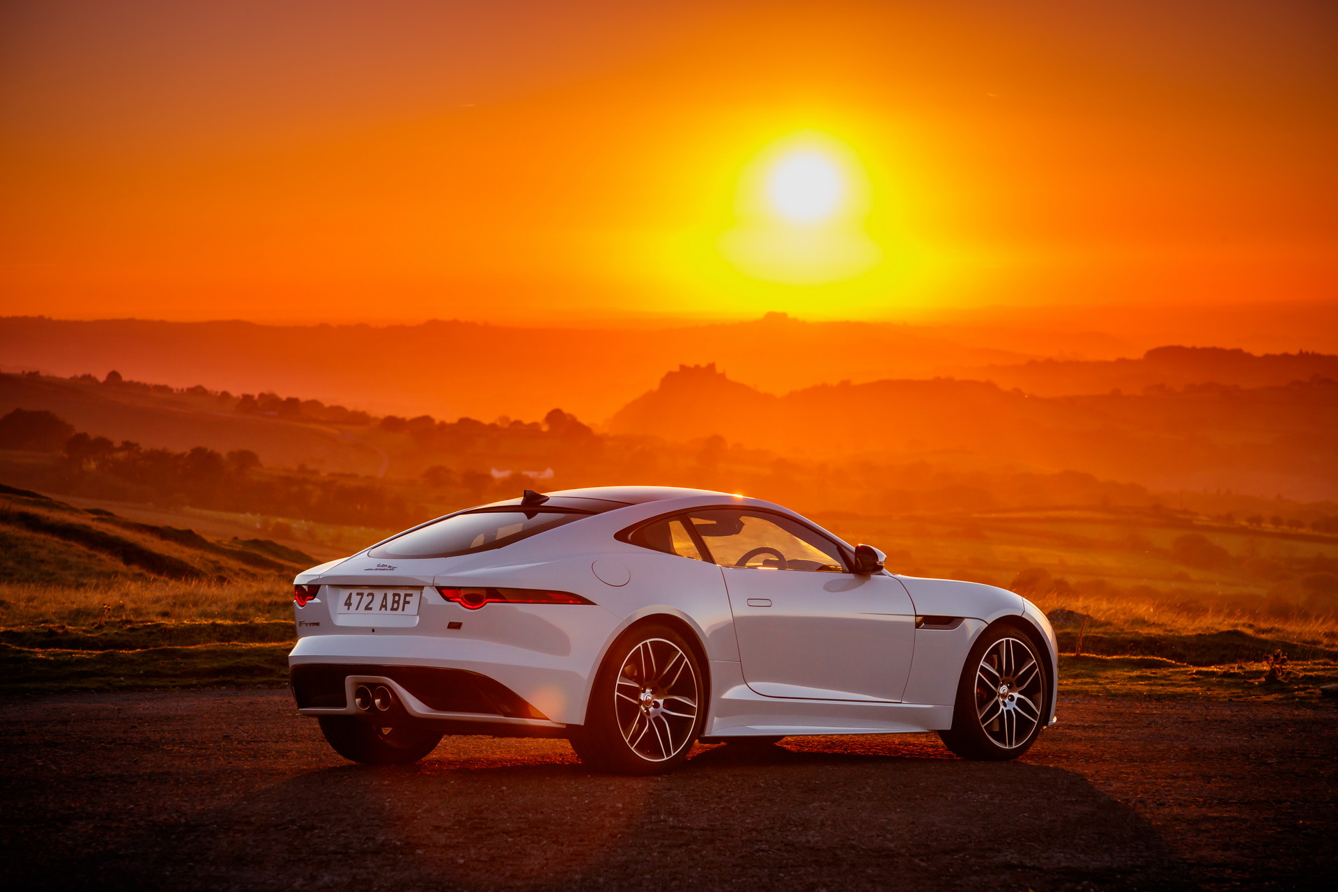 Next-Gen Jaguar F-Type Could Switch To Mid-Engine Layout, Adopt C-X75 Cues