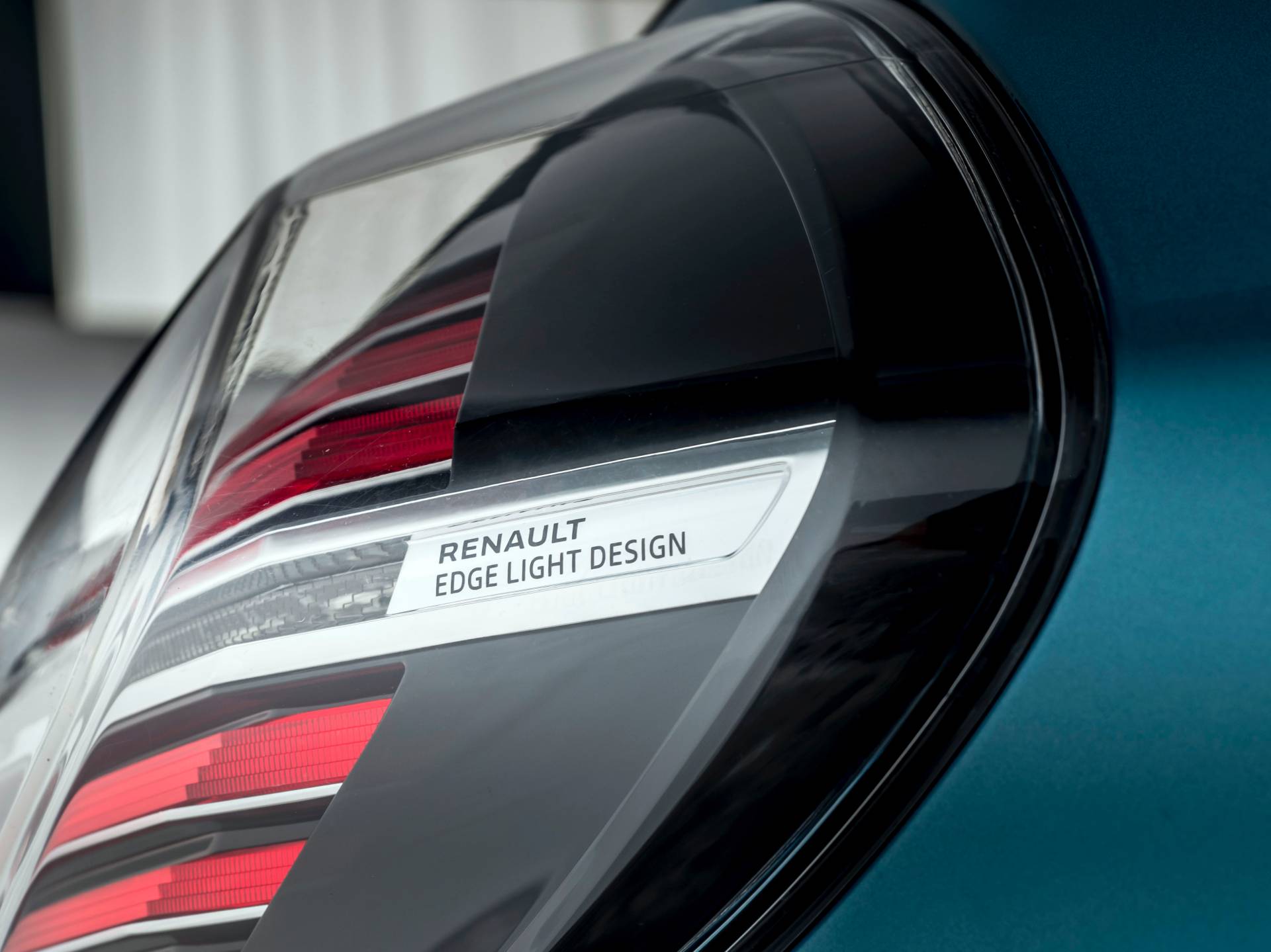 UK’s 2020 Renault Zoe Priced From £25,670, Or £18,670 With Battery Lease