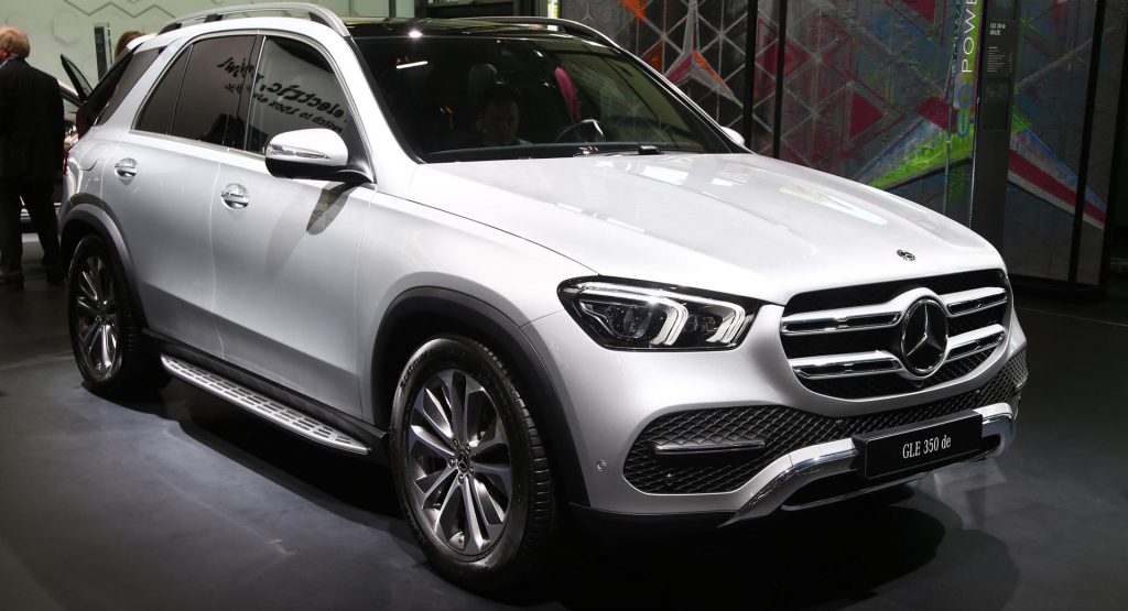  New Mercedes-Benz GLE 350 de 4MATIC Tries To Stand Out Among All Those Pure EVs