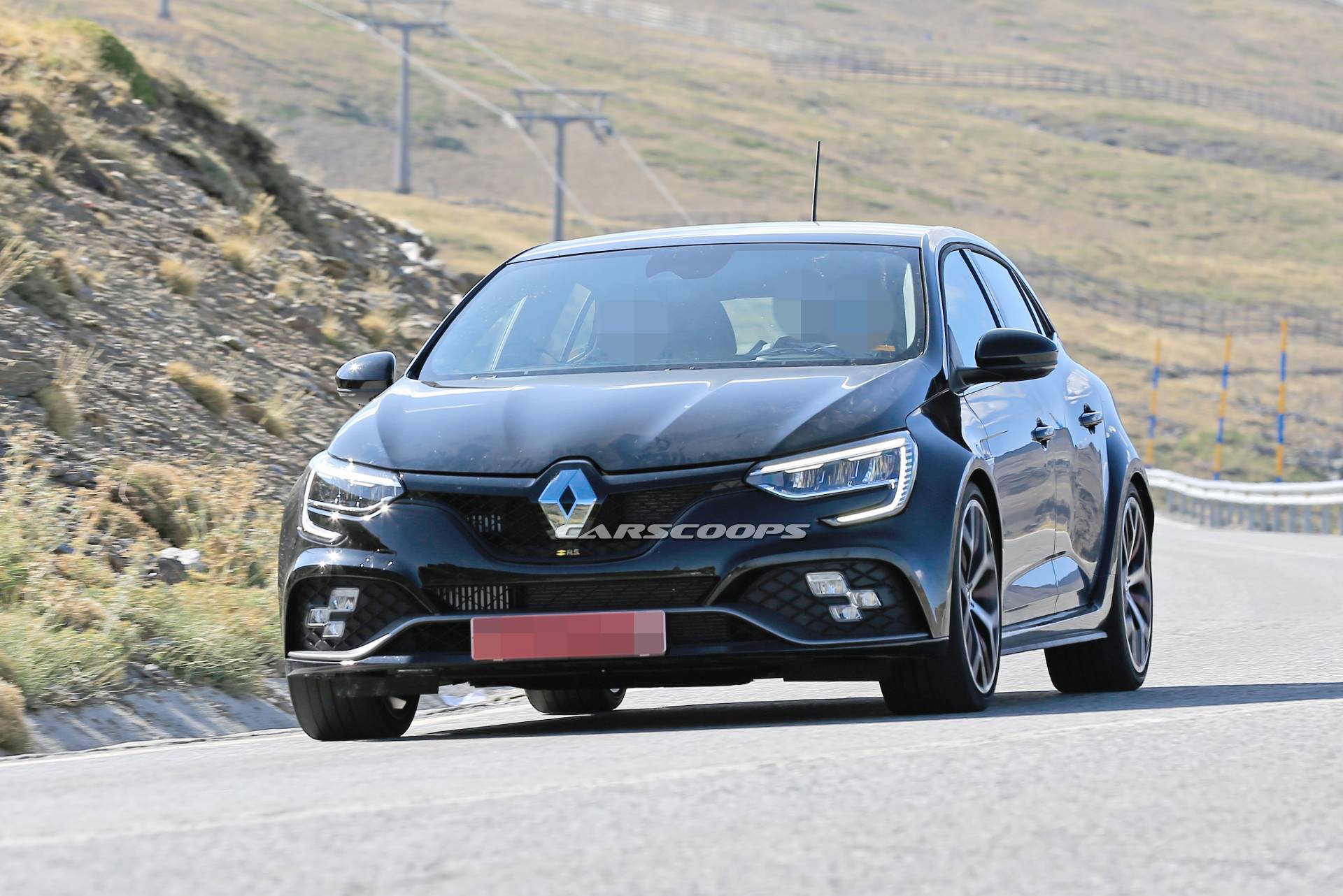 Renault Megane RS Already Getting Facelifted, Adopts Revised Lights