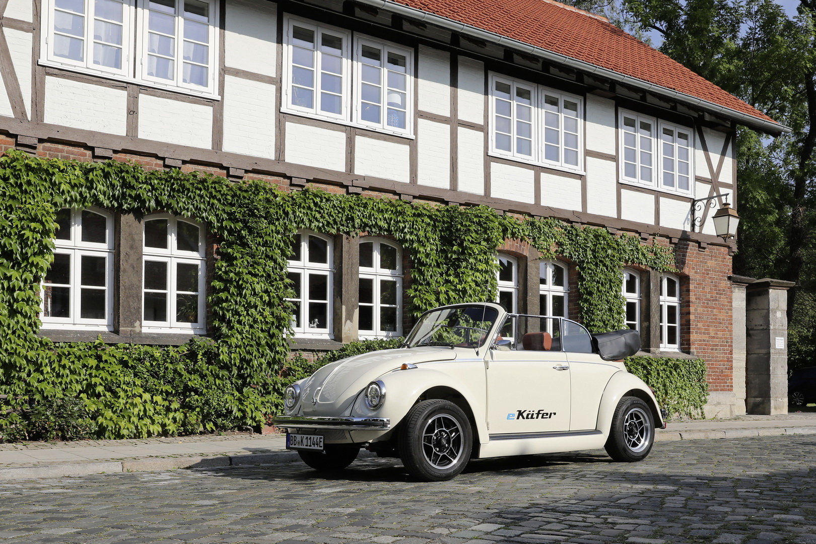 Volkswagen Creates Classic Beetle With e-Up!-Sourced Electric Powertrain