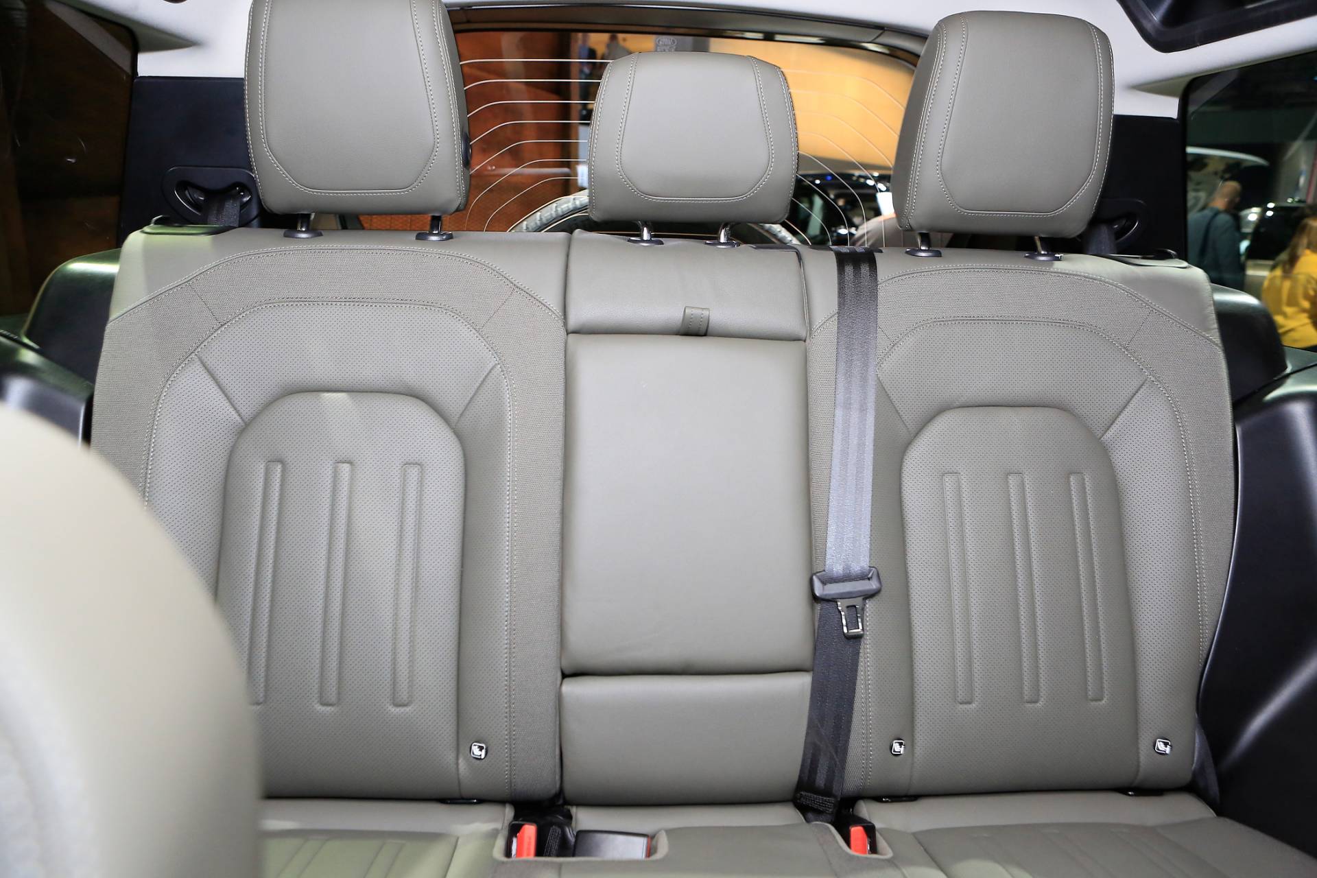 2020 Land Rover Defender Yours From $50,925 In The U.S., £45,240 In Britain