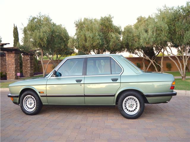 1985 BMW 518i With Reasonably Low Mileage Looks Good But Goes For $22k