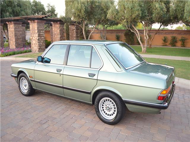 1985 BMW 518i With Reasonably Low Mileage Looks Good But Goes For $22k