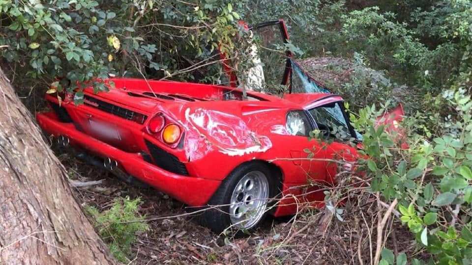 That Was Fast: Lamborghini Diablo Ends Up In A Ditch Shortly After Being Bought