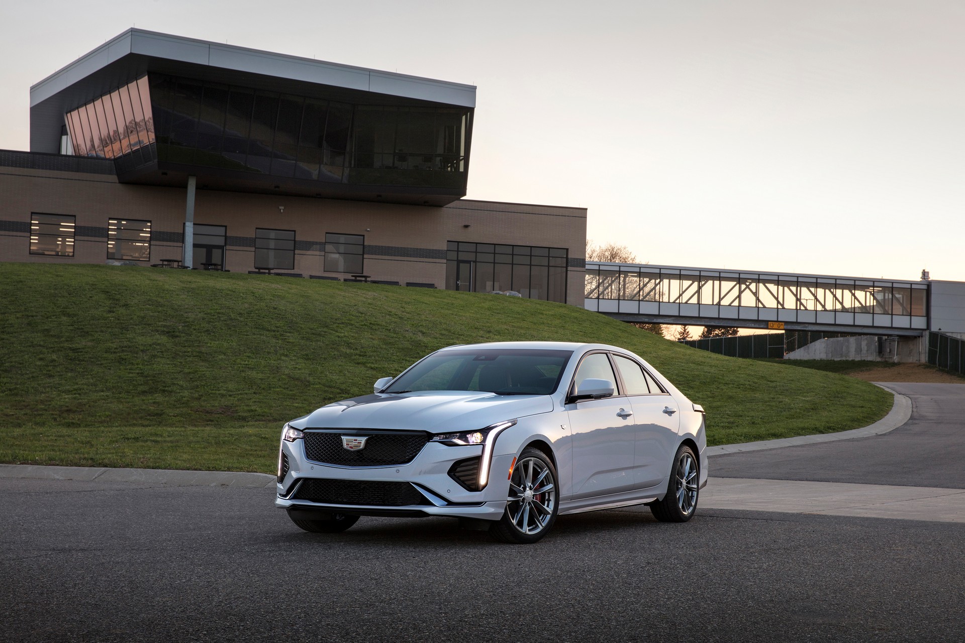 2020 Cadillac CT4 Debuts With Two Turbo Engines Developing Up To 309 HP