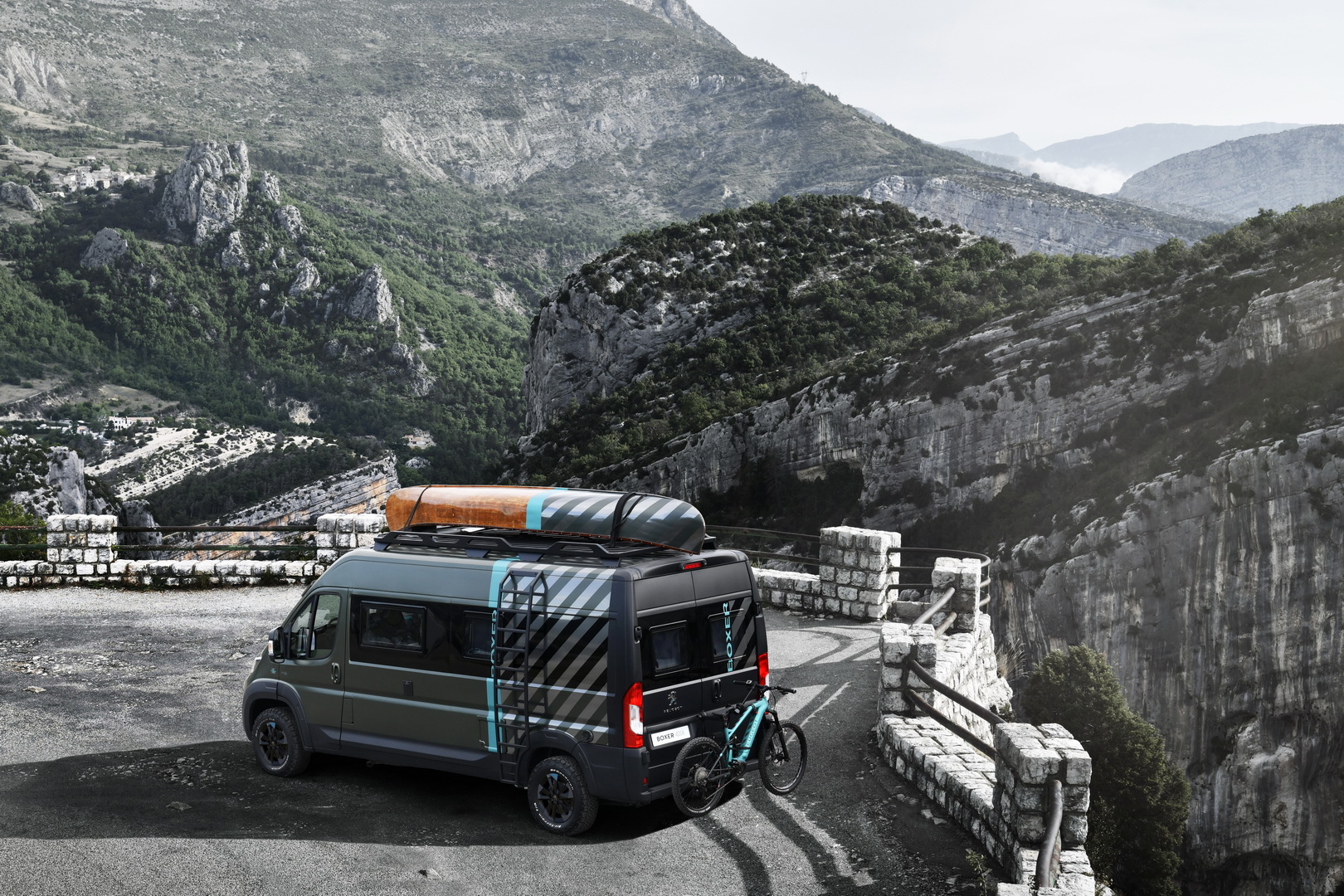 Peugeot Boxer 4×4 Concept Is One Rugged Camper Van