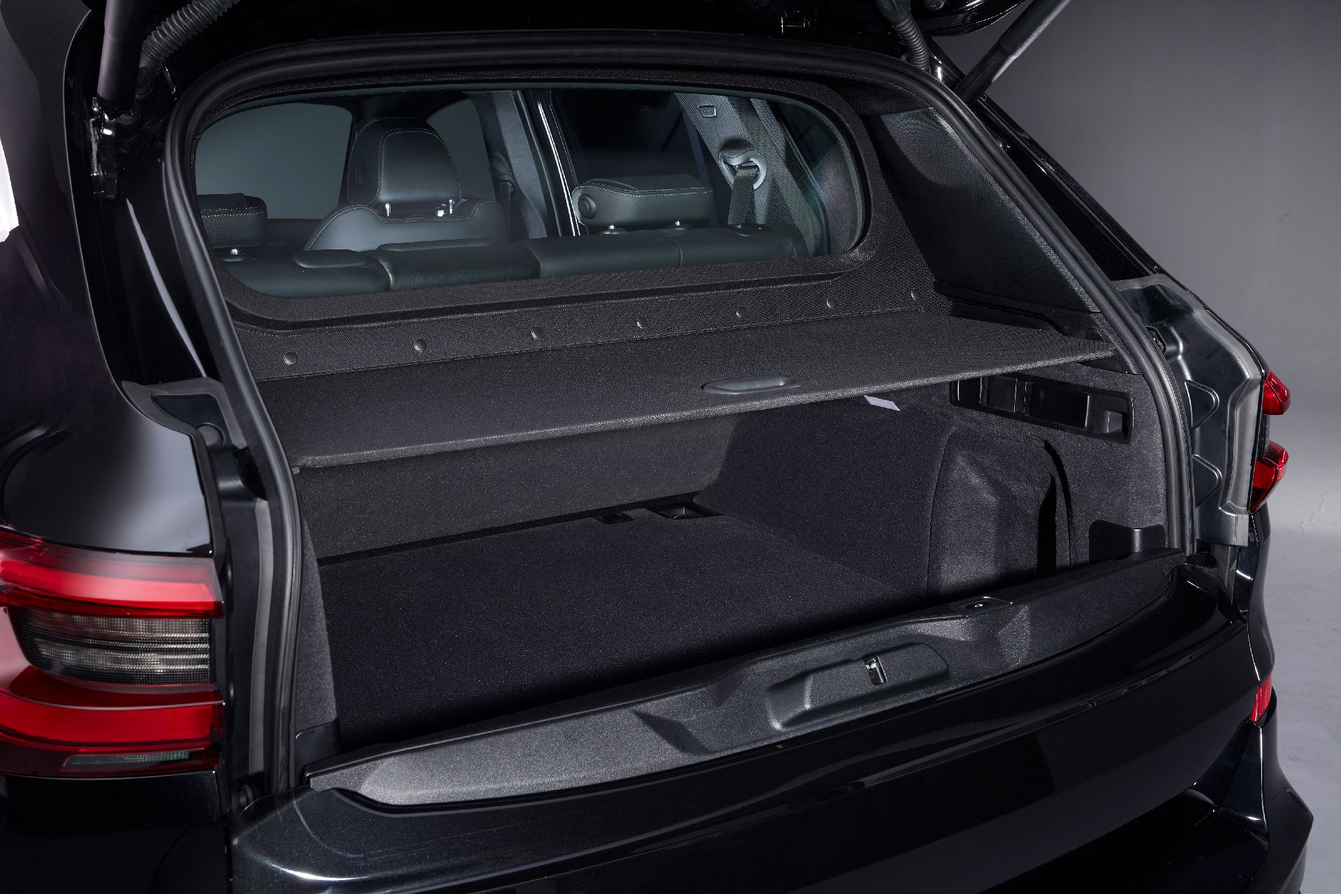 Give It Your Best Shot: BMW’s X5 Protection VR6 Is A Panic Room On Wheels