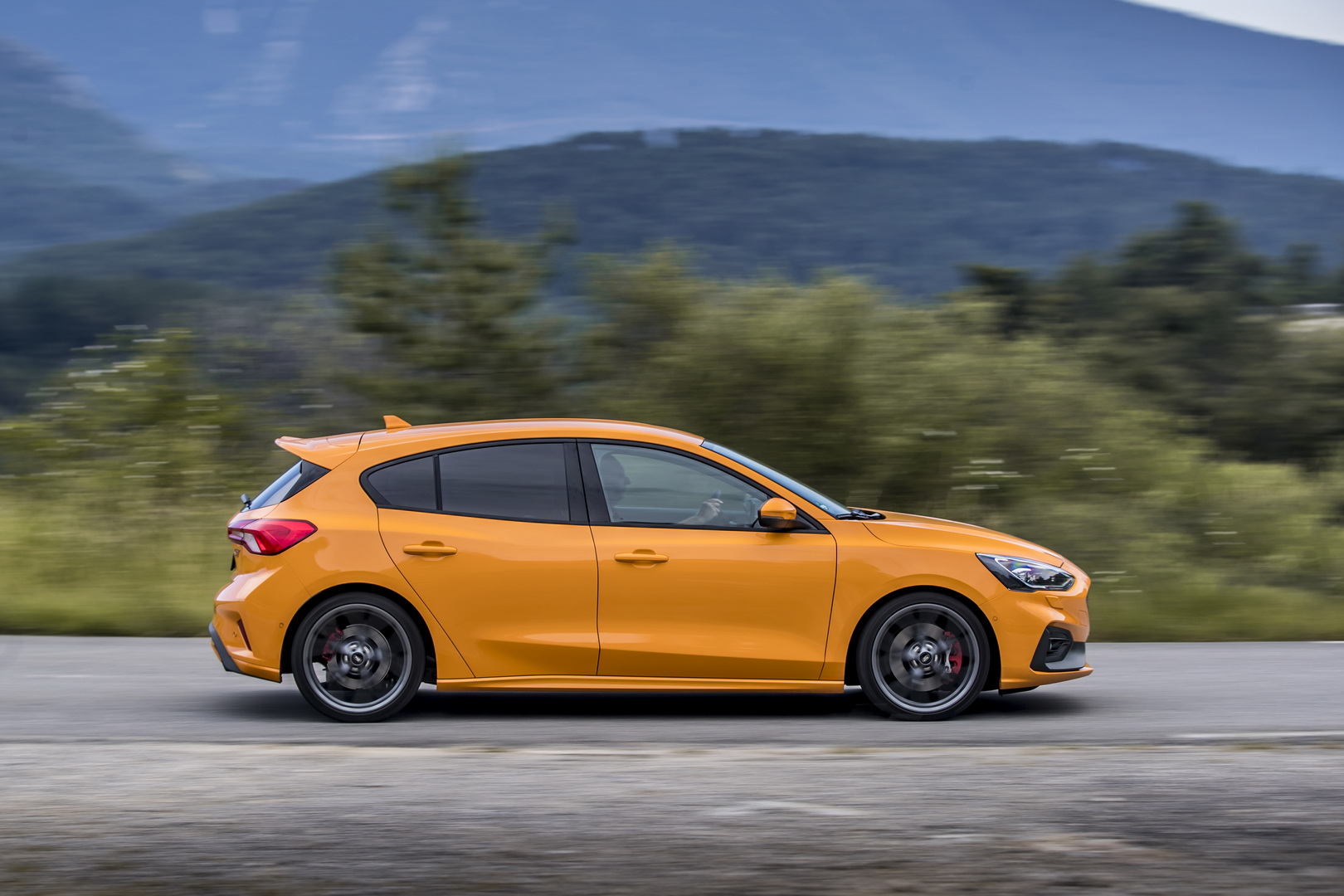 2020 Ford Focus ST Heads Down Under With 276 HP Petrol Four, AUD $44,690 Starting Price
