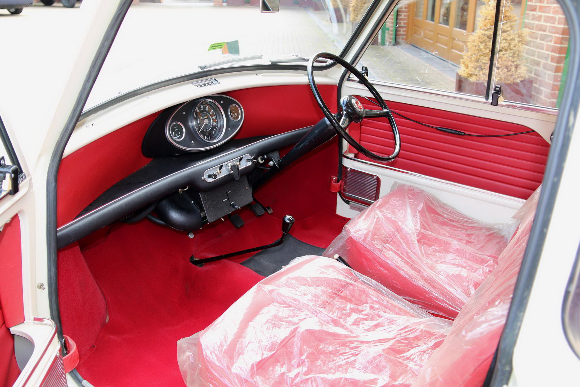 Original 1968 Mini With Just 271 Miles Is A Time Warp Machine