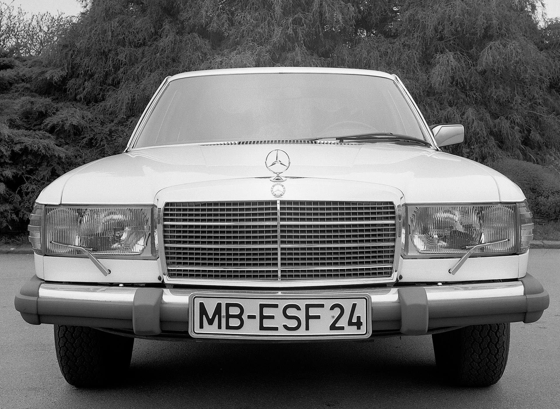 Mercedes’ New Experimental Safety Vehicle Is The World’s Most Clever GLE