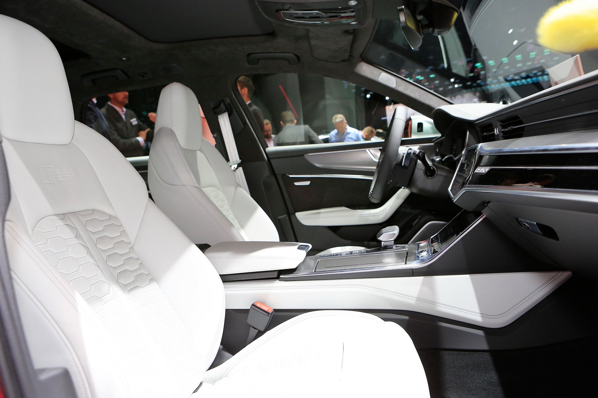 Glossy Red 2020 Audi RS6 Avant Is Frankfurt’s Most Extreme Family Car (And We Love It For That)