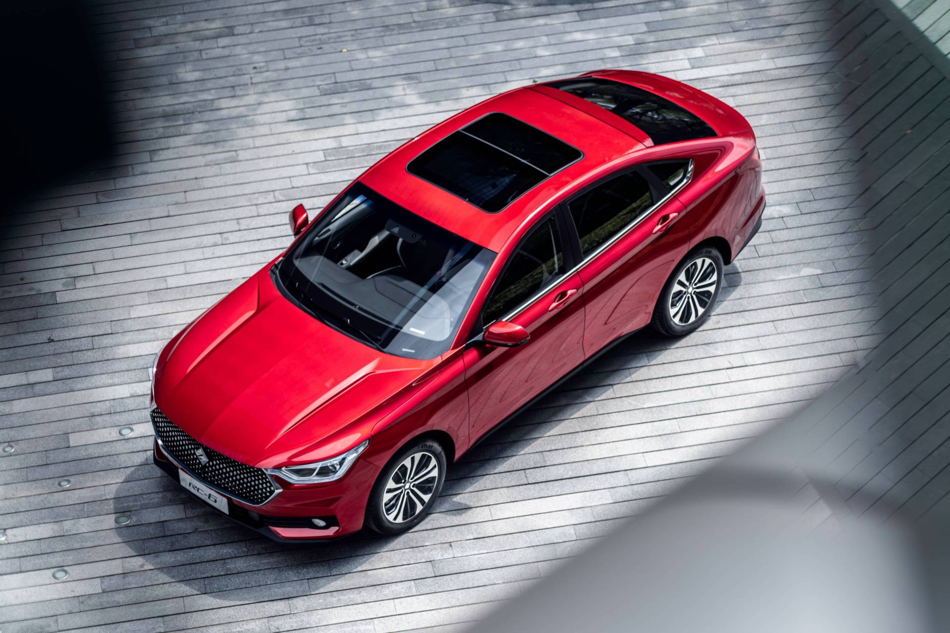 Baojun RM-5 MPV And RC-6 Crossover Debut In China With Shared Powertrain, Tech