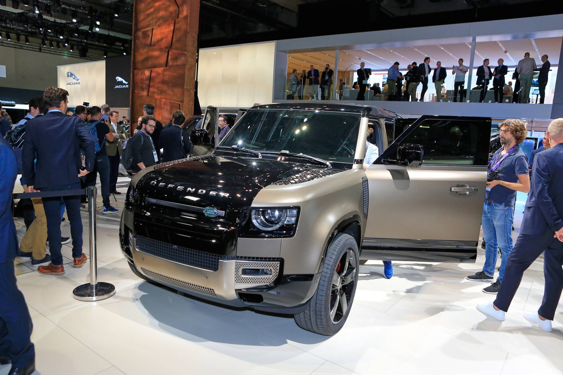 2020 Land Rover Defender Yours From $50,925 In The U.S., £45,240 In Britain