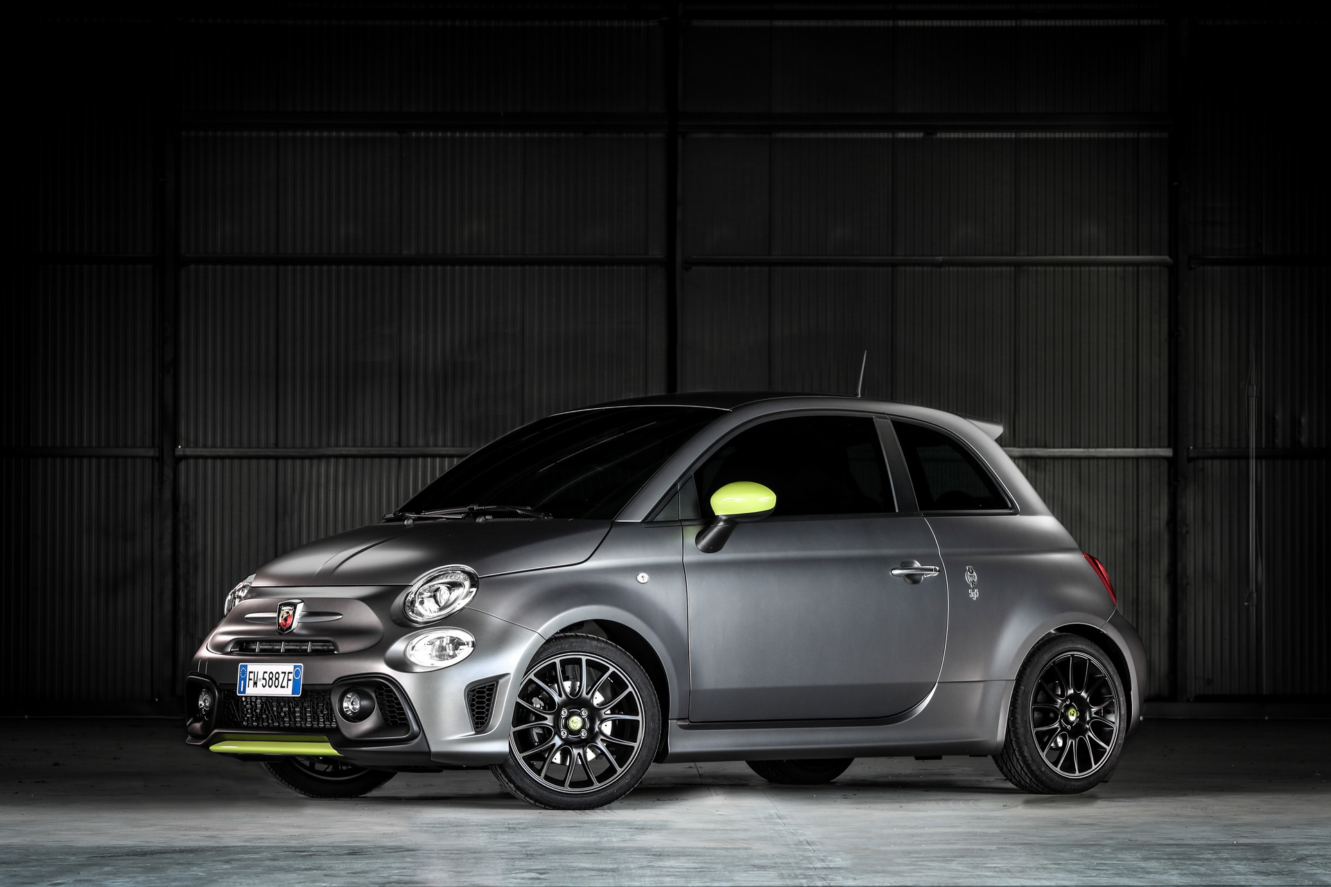 New Abarth 595 Pista Packs 165 PS In A More Focused Chassis