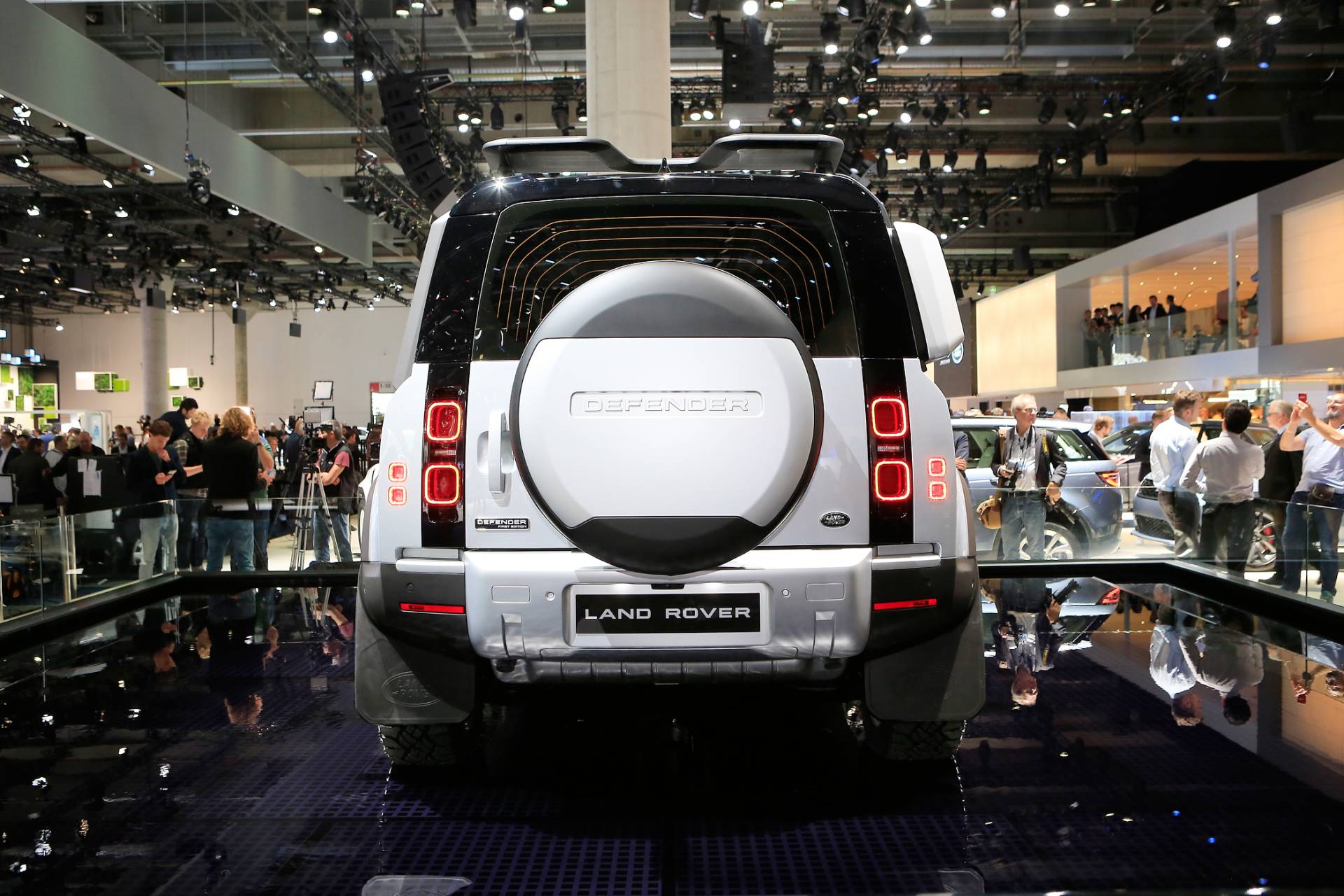 2020 Land Rover Defender Yours From $50,925 In The U.S., £45,240 In Britain