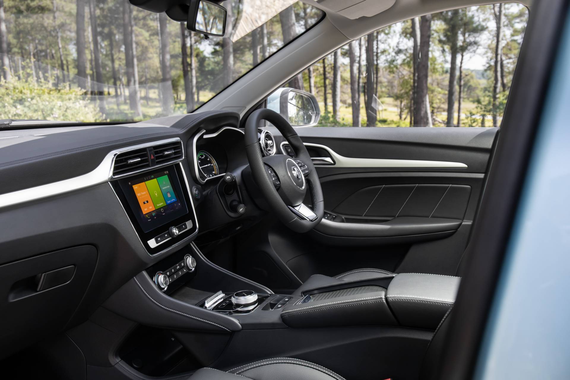 MG Racks Up 2,000 Orders For ZS EV, Extends Discounts To Next 1,000 Buyers