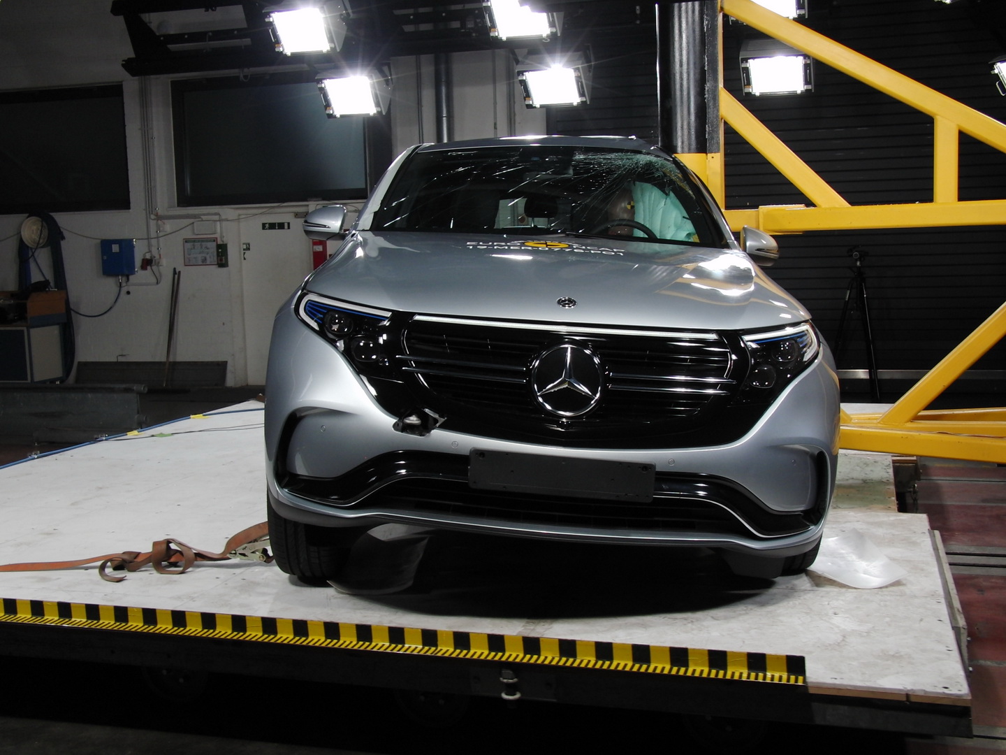 Mercedes-Benz EQC Gets 5-Star Rating At Euro NCAP Crash Test