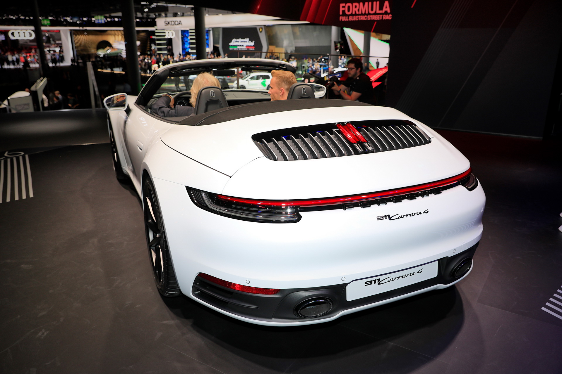 2020 Porsche 911 Carrera 4 Coupe & Cabrio Promise All Weather Enjoyment