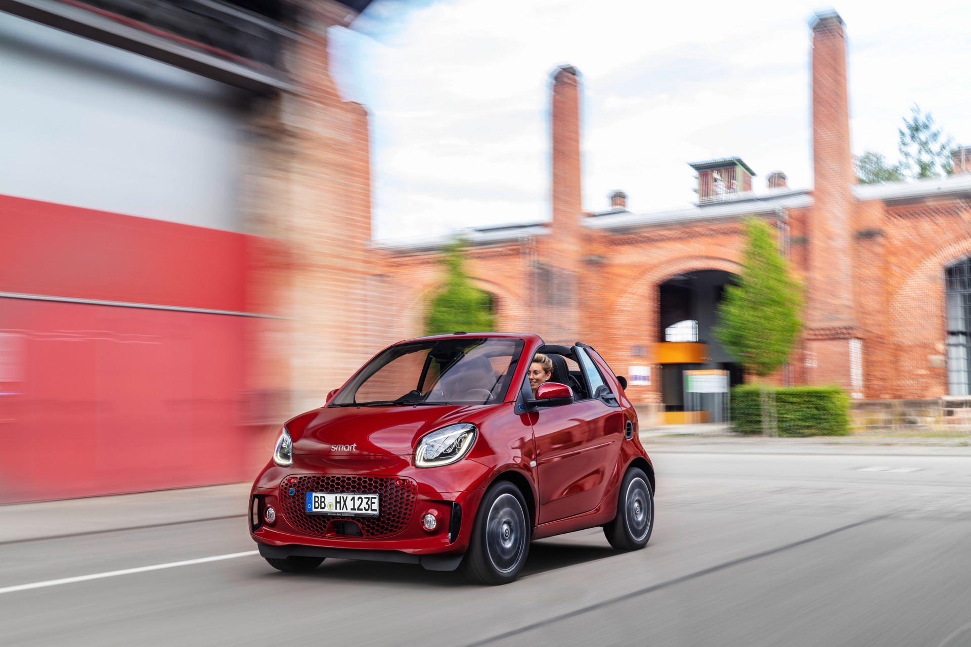 2020 Smart EQ ForTwo And ForFour Revealed With New Looks, Same Dismal Powertrain