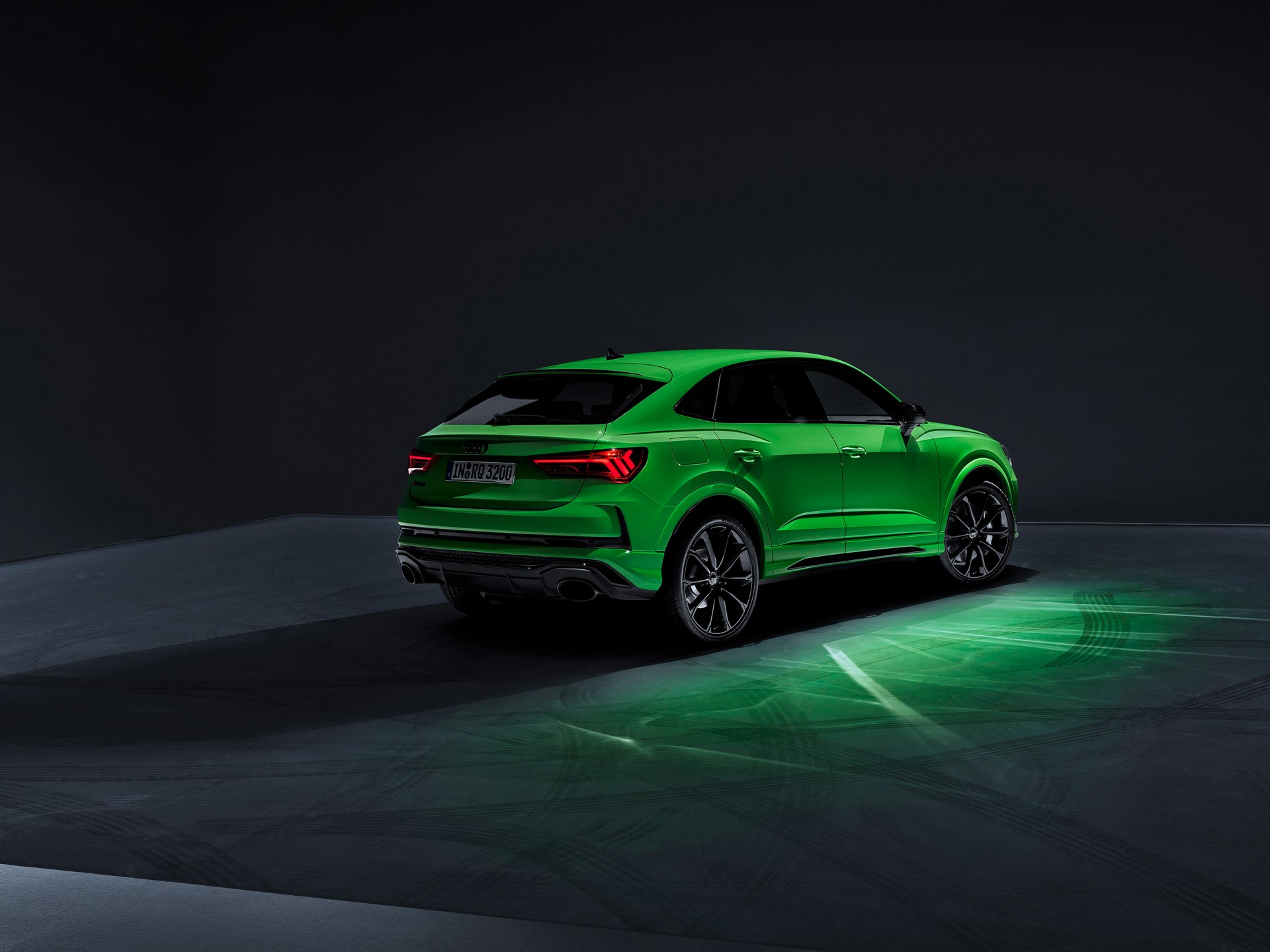 Audi RS Q3 And RS Q3 Sportback Debut With 395 HP
