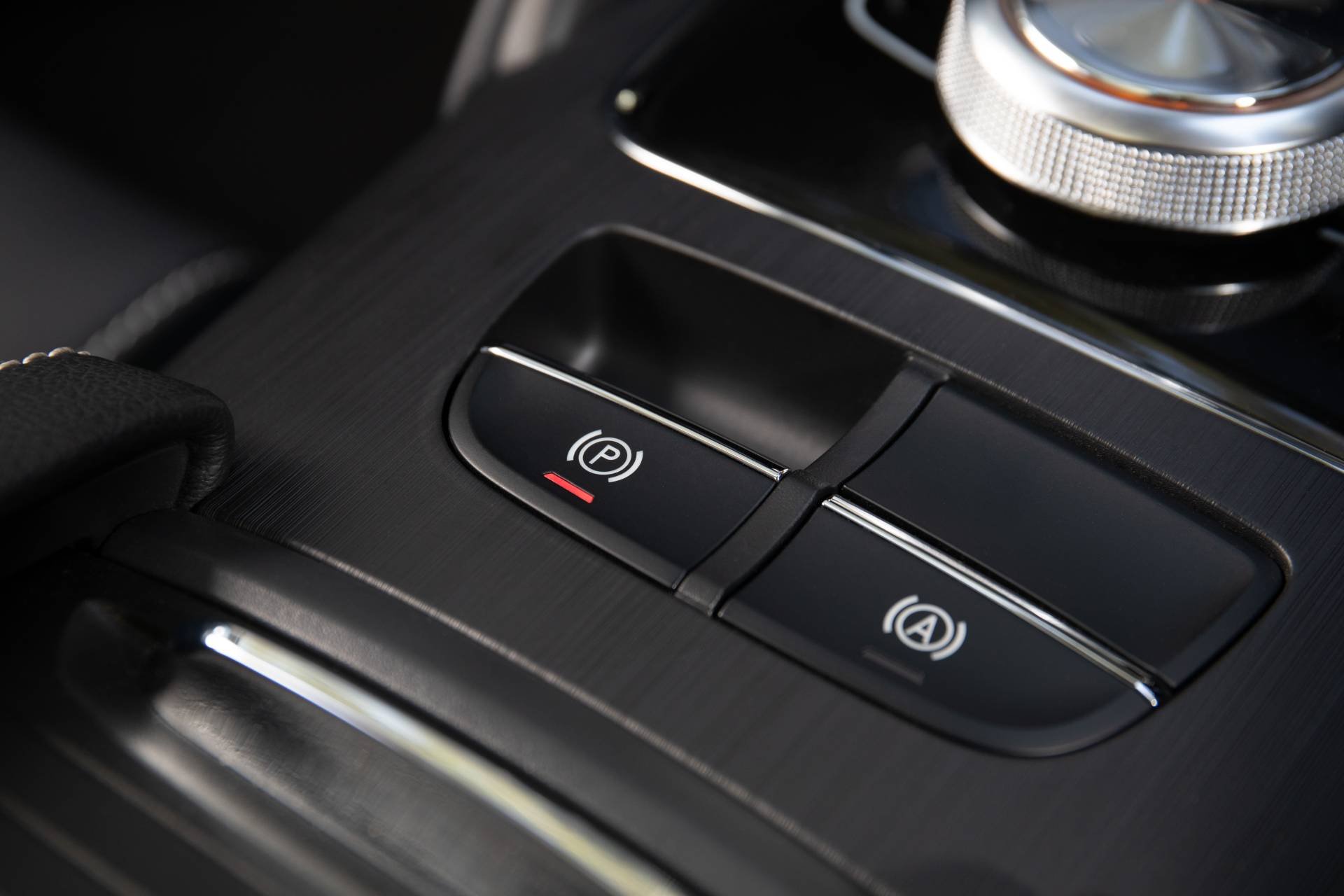 MG Racks Up 2,000 Orders For ZS EV, Extends Discounts To Next 1,000 Buyers