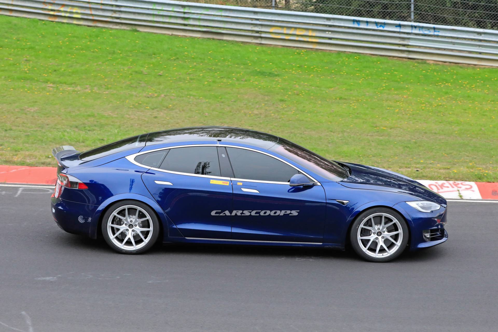 Tesla Model S Prototype Allegedly Demolishes Porsche Taycan’s ‘Ring Lap Record
