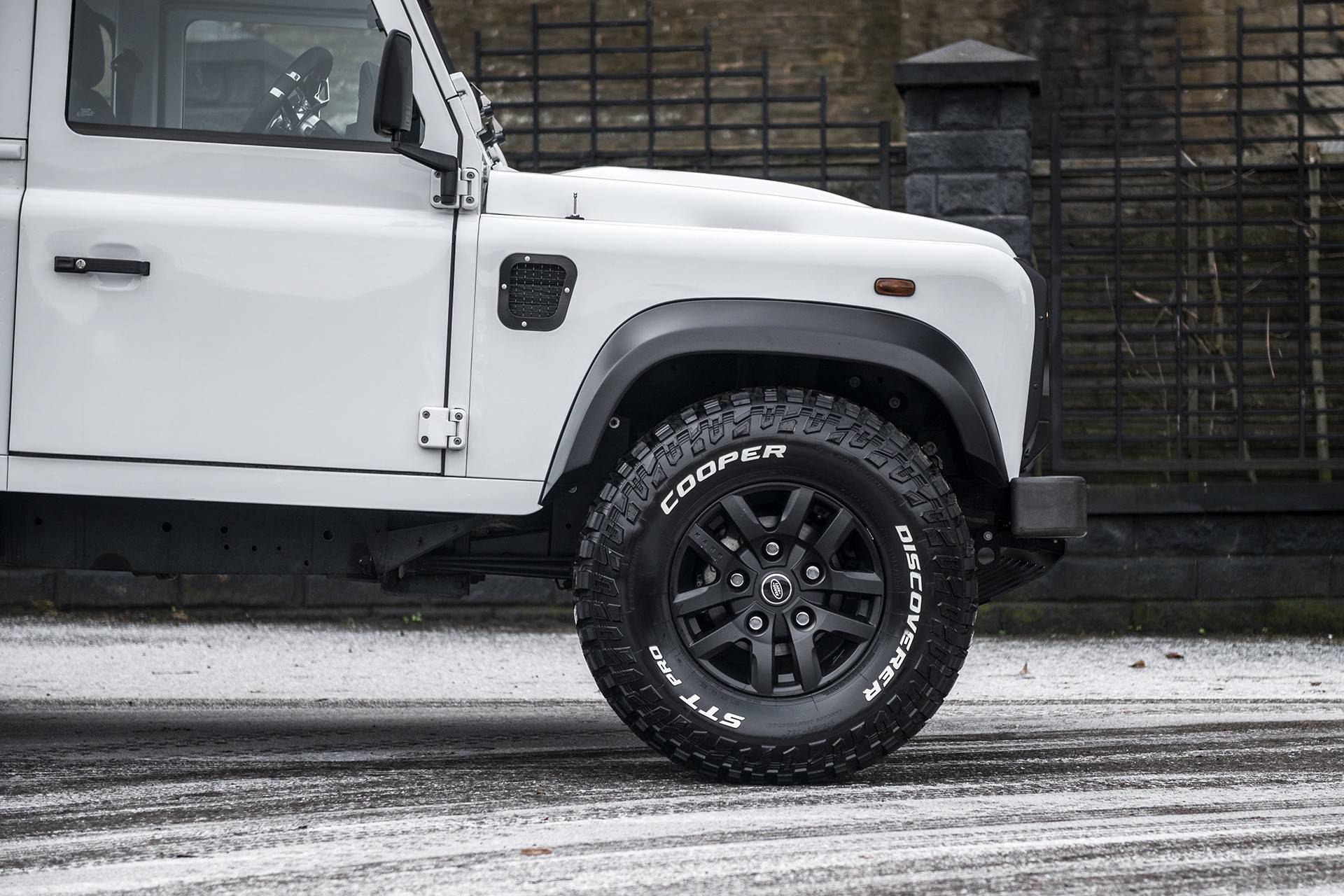 At $42k, Chelsea Truck’s Custom Land Rover Defender Pickup Is A Steal