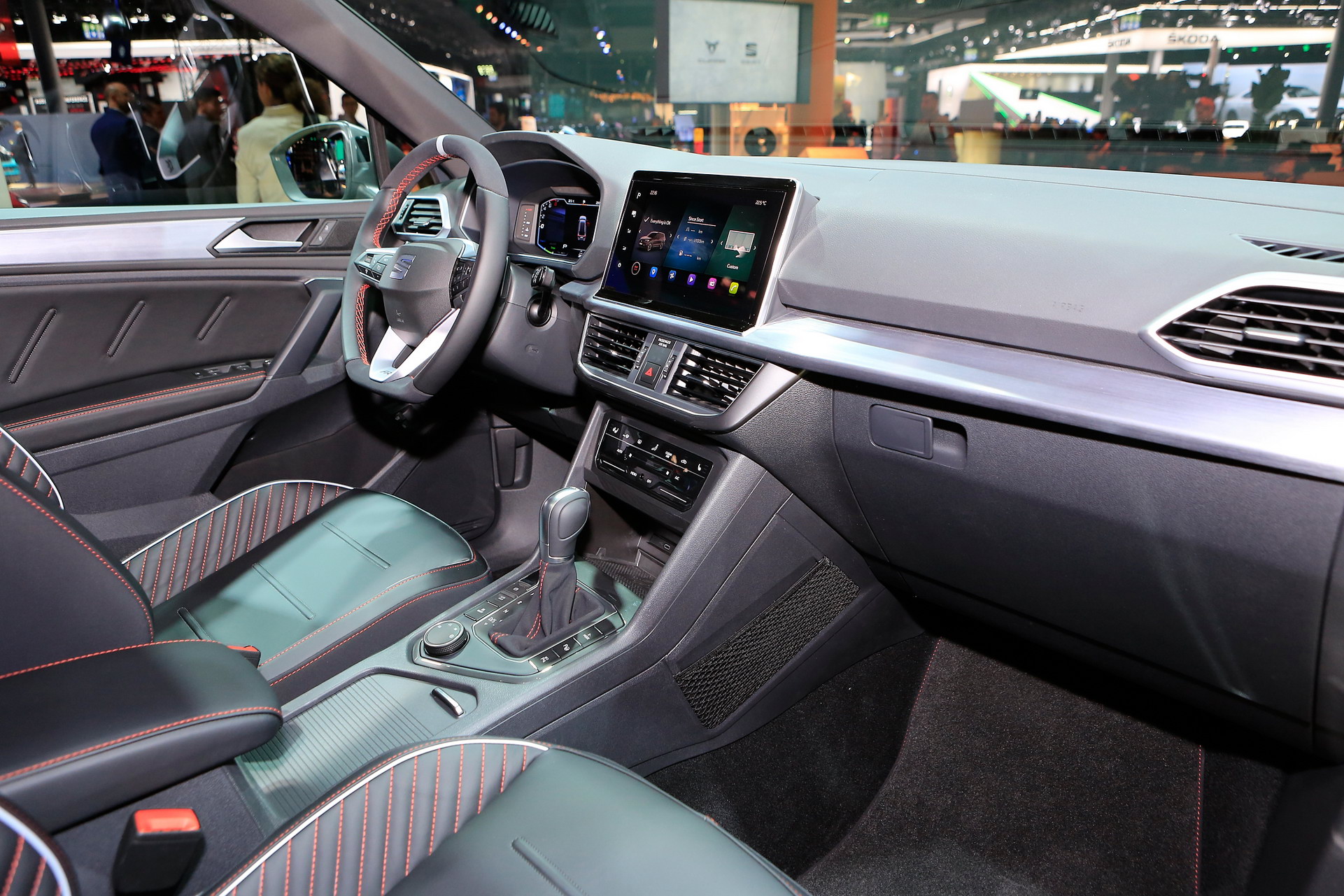 SEAT Tarraco PHEV Shows Up In Frankfurt In FR Trim With 241 HP