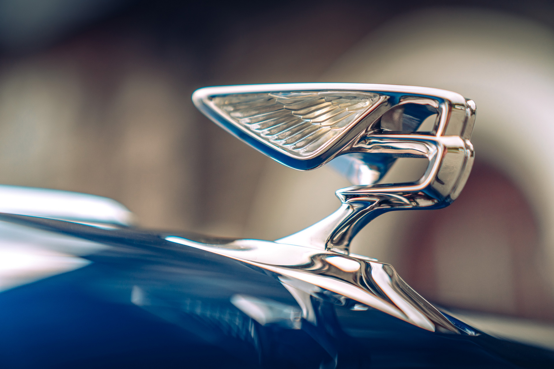 Bentley Brings Back ‘Flying B’ Bonnet Ornament In New Flying Spur