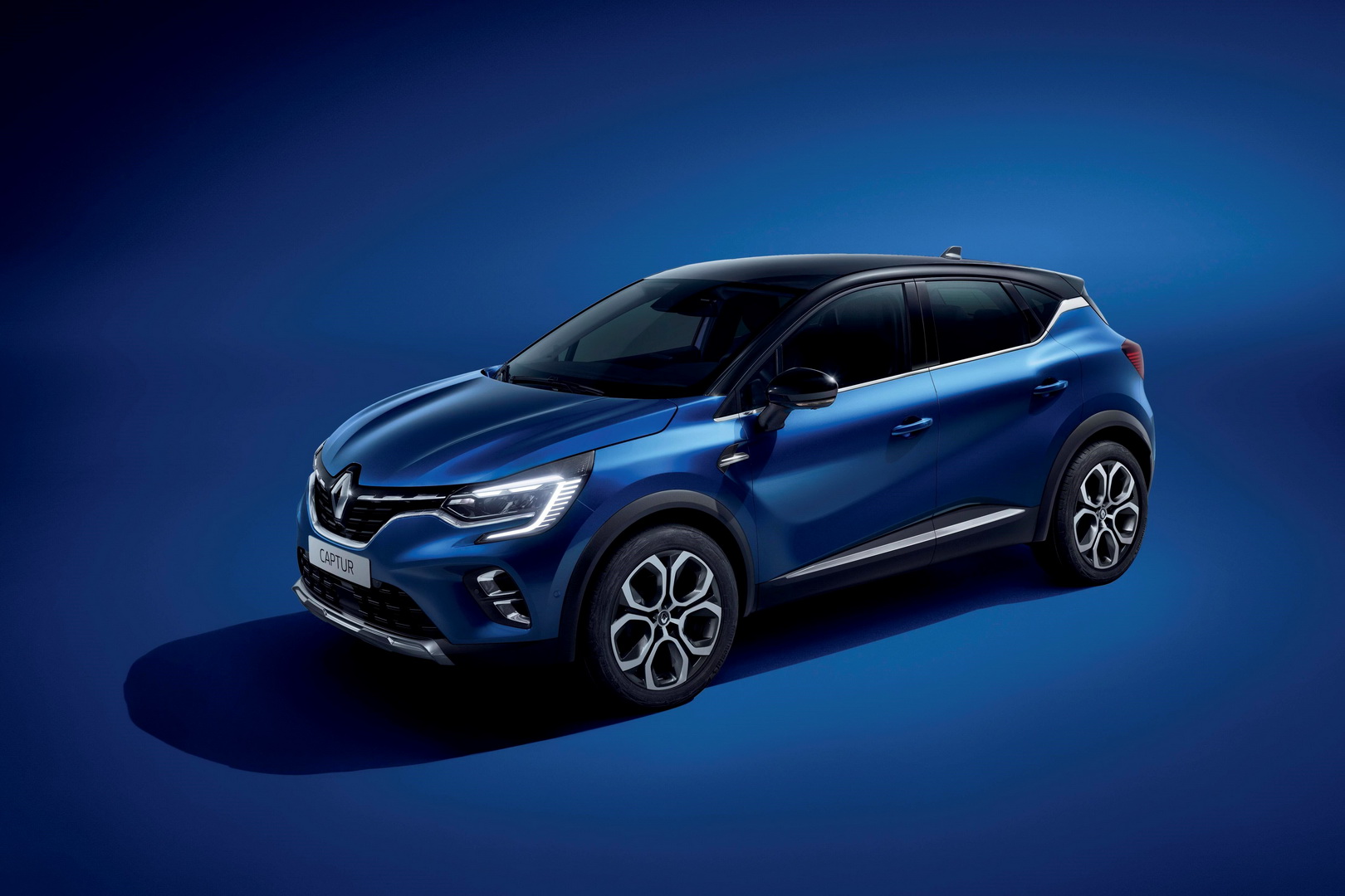 All-New 2020 Renault Captur Wants To Rule Its Niche, Will Soon Add A PHEV To Its Arsenal