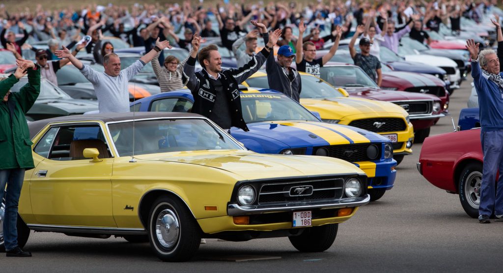 Largest Ford Mustang Gathering Ever Enters Record Books With 1,326 Vehicles
