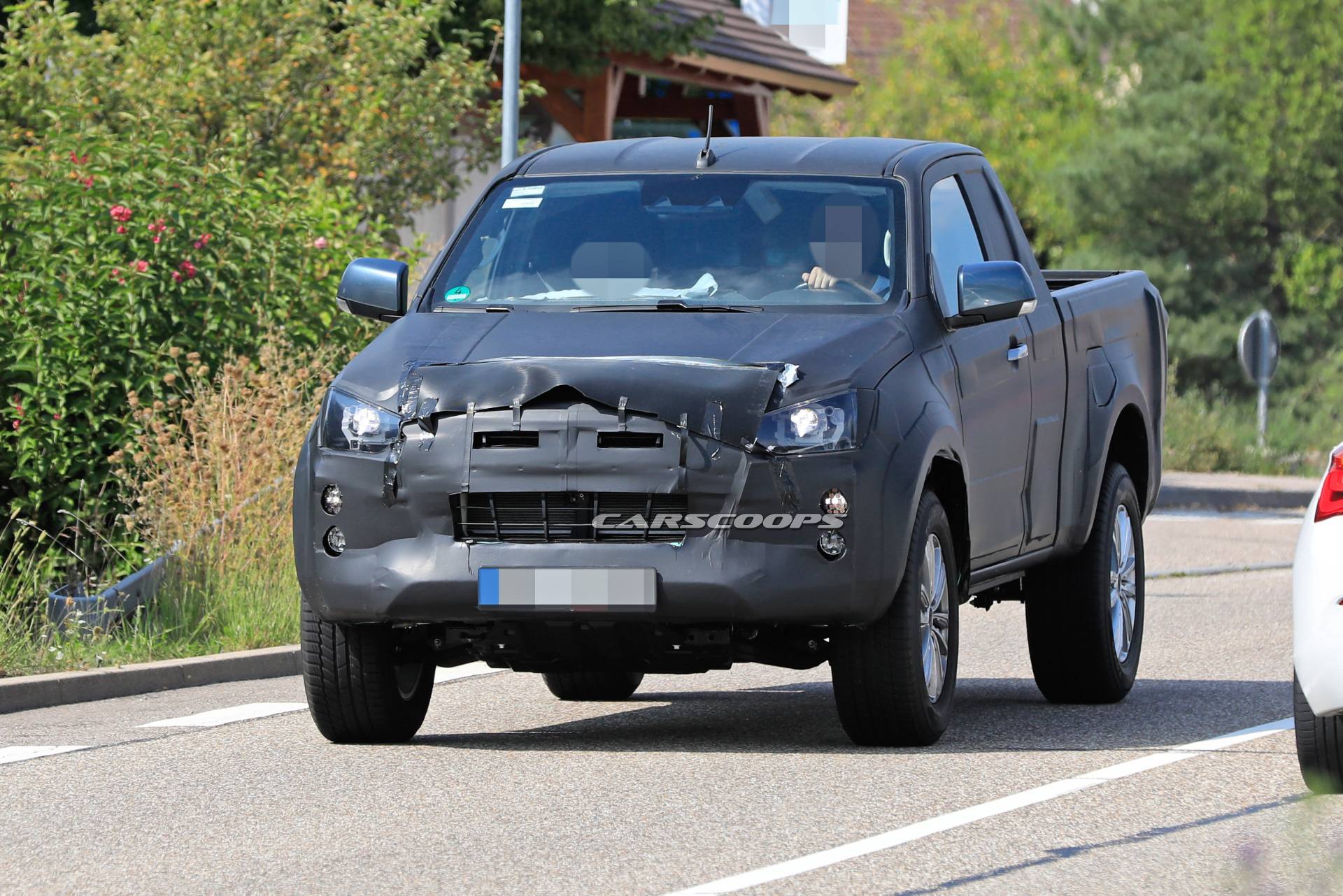2020 Isuzu D-Max Spotted Testing Extended Cab Body