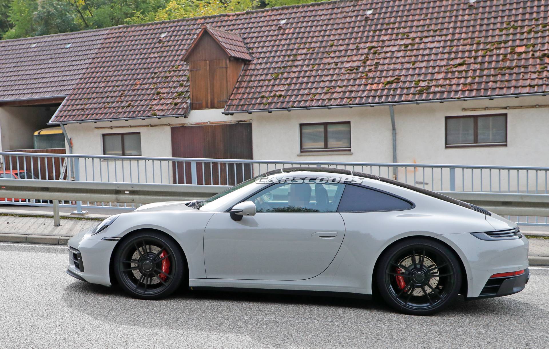 New Porsche 911 GTS Spotted Undisguised (Again), Should Be The 992 To Get